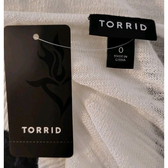Torrid Lightweight Open Drape Cardigan Size O  White Rayon NWT - Picture 2 of 8